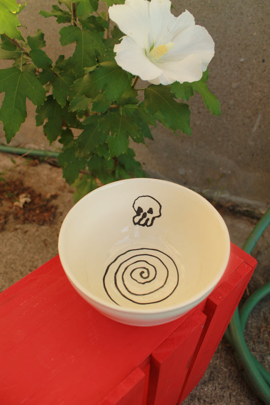 Skull Spiral Bowl