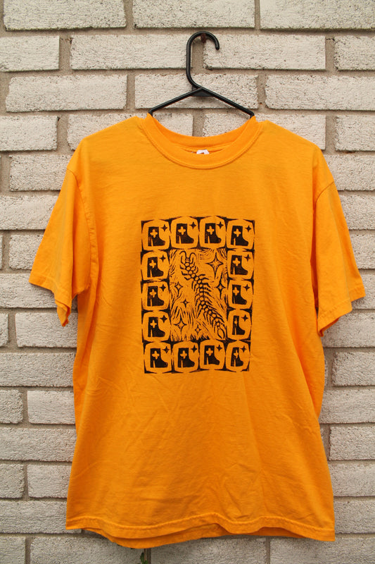 Centipede Boots Print Shirt - Yellow